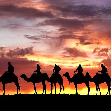 Merzouga Lovely Luxury Camp Екстериор снимка