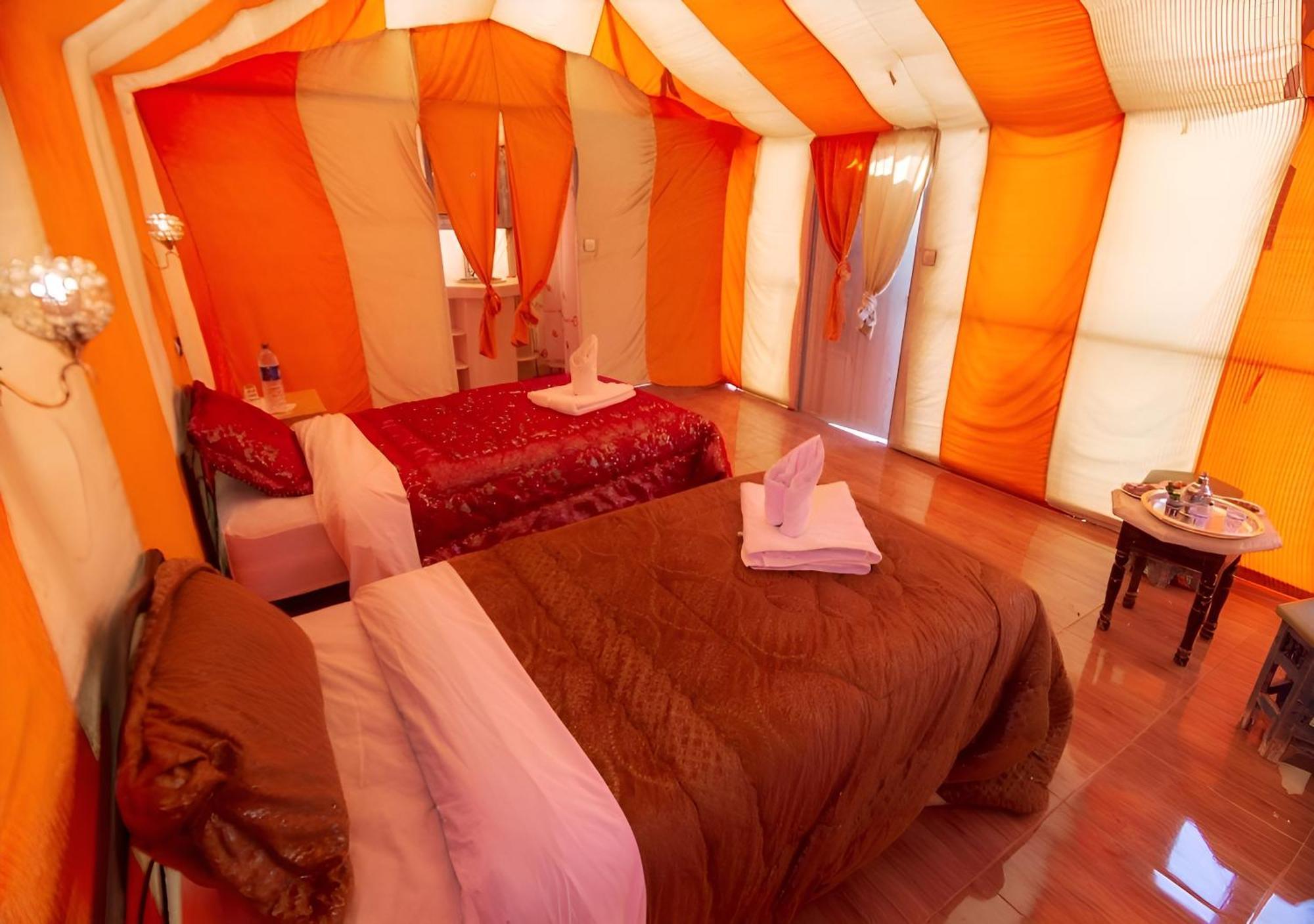 Merzouga Lovely Luxury Camp Екстериор снимка