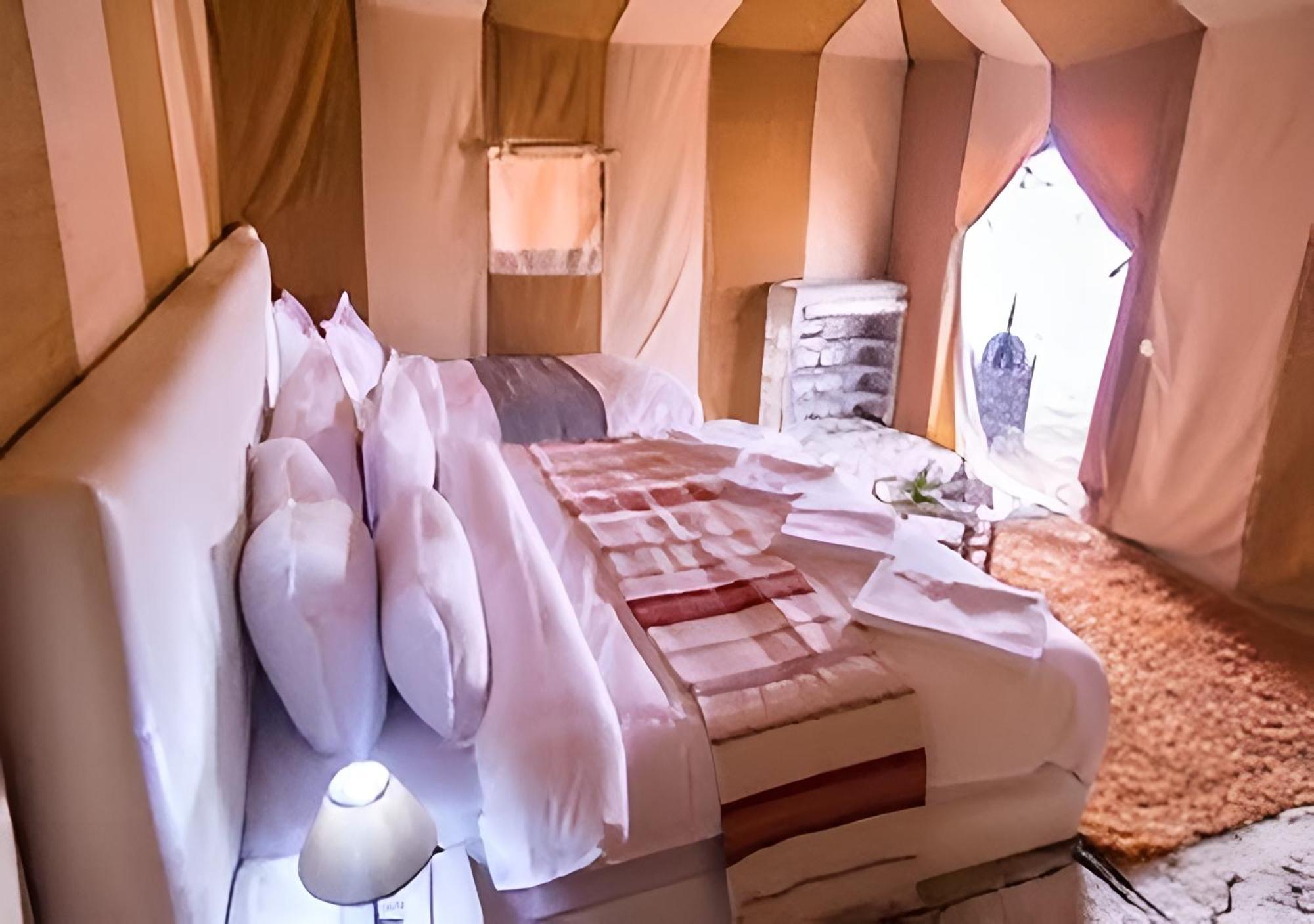 Merzouga Lovely Luxury Camp Екстериор снимка