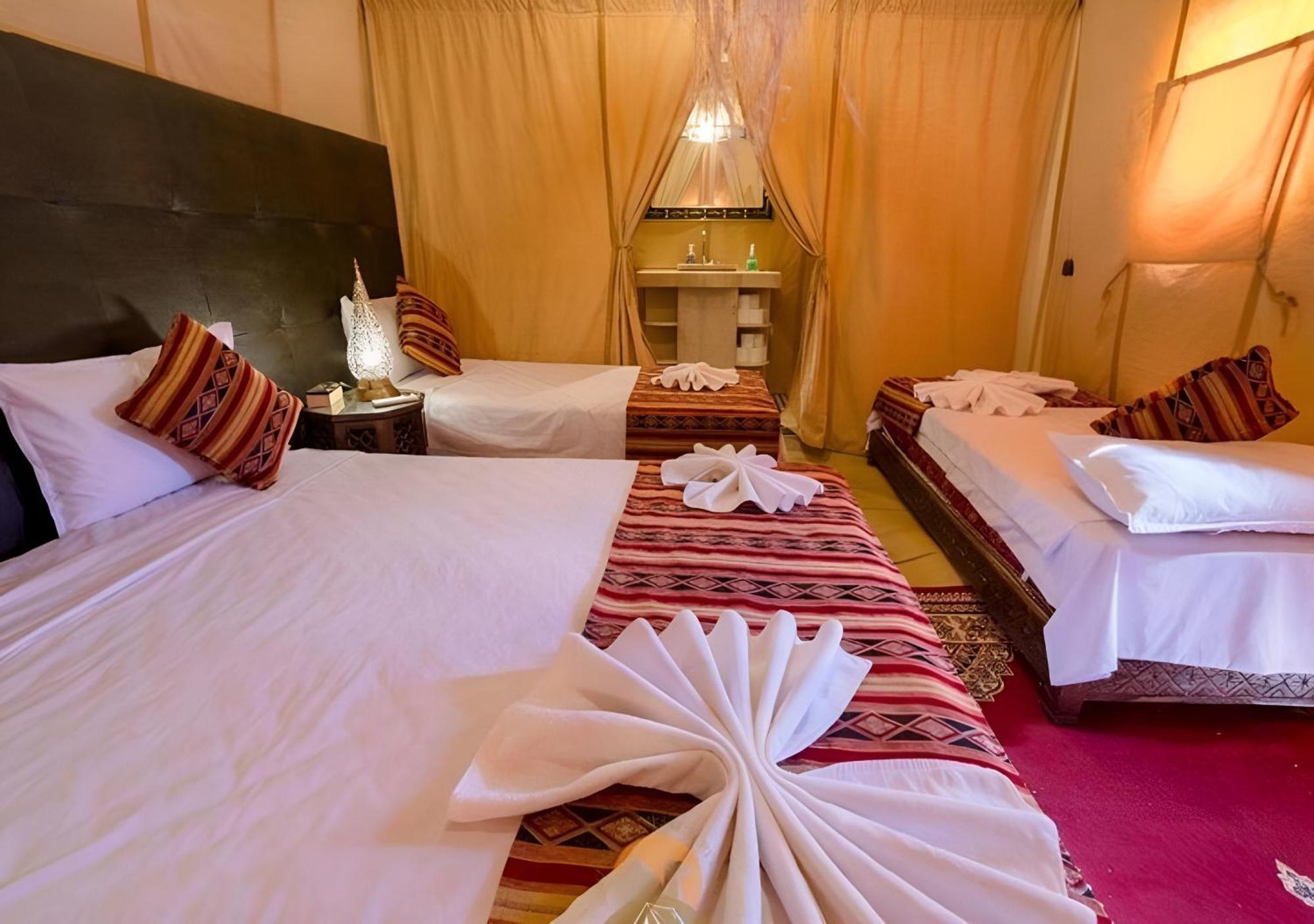 Merzouga Lovely Luxury Camp Екстериор снимка