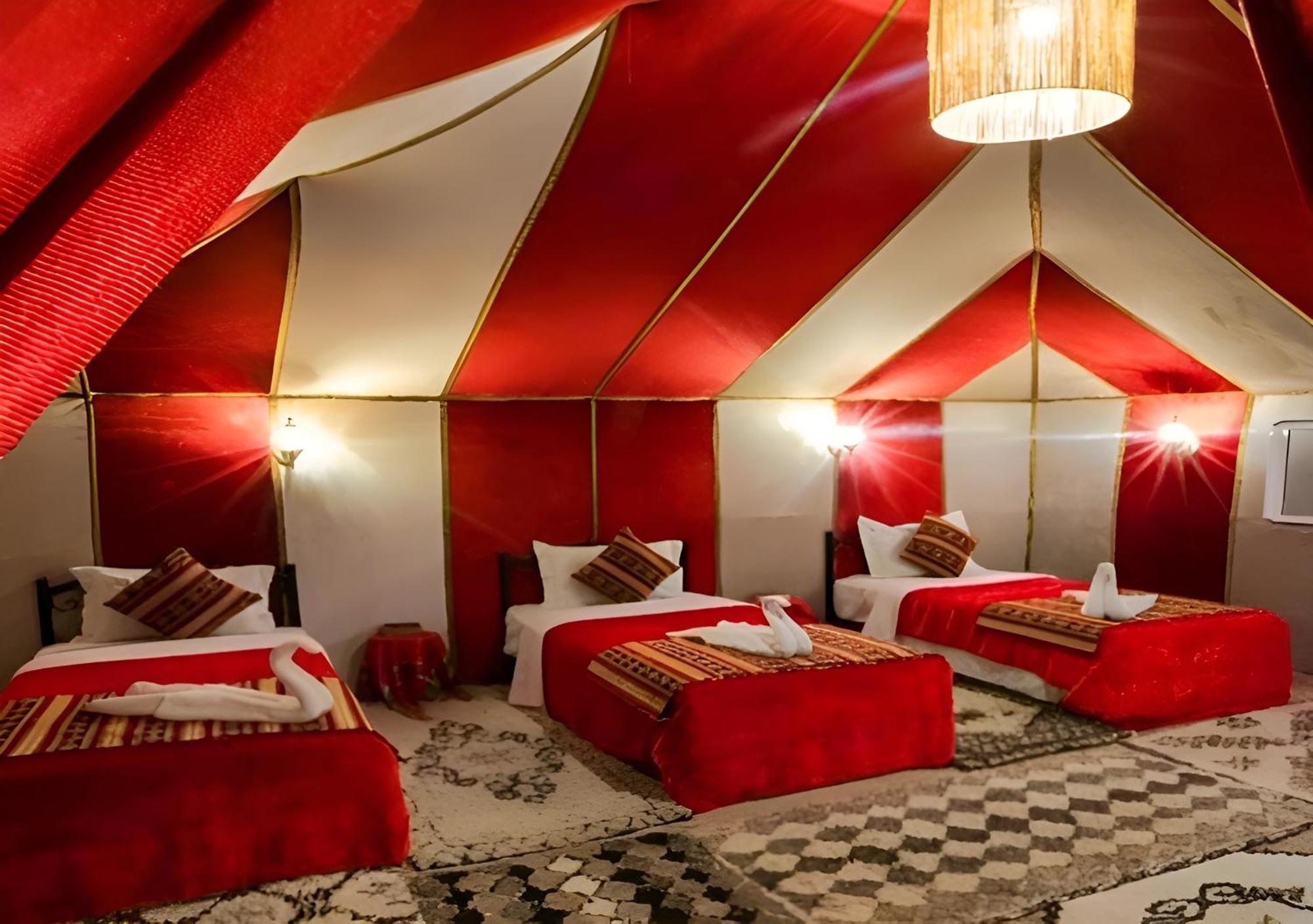 Merzouga Lovely Luxury Camp Екстериор снимка