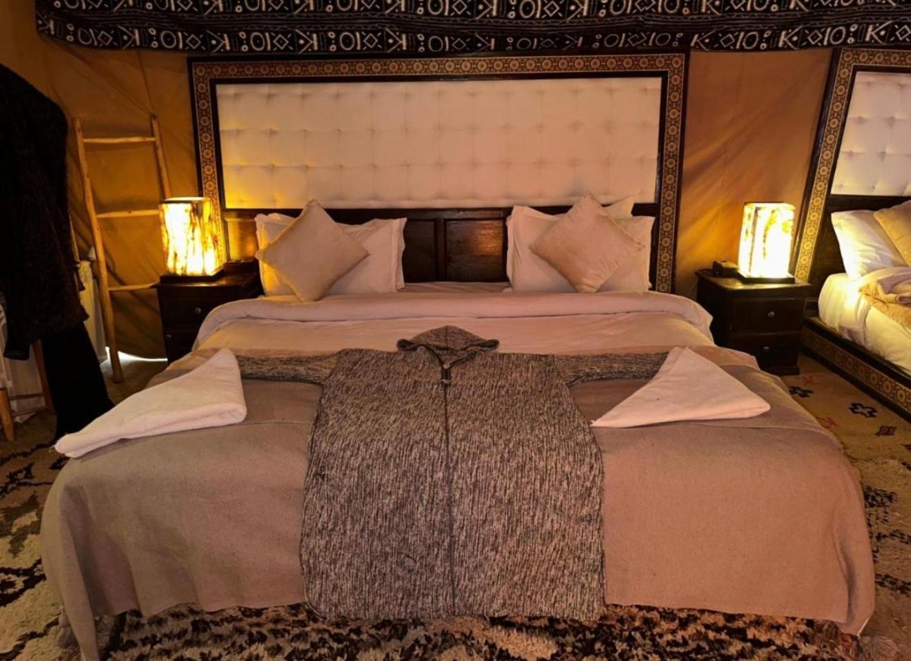 Merzouga Lovely Luxury Camp Екстериор снимка